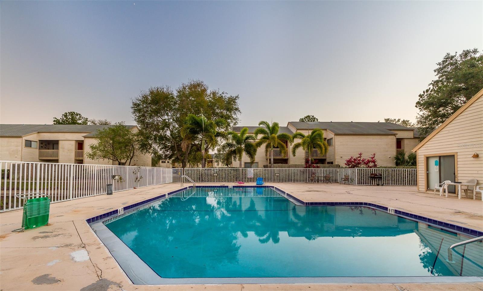 Home in LARGO — photo 11
