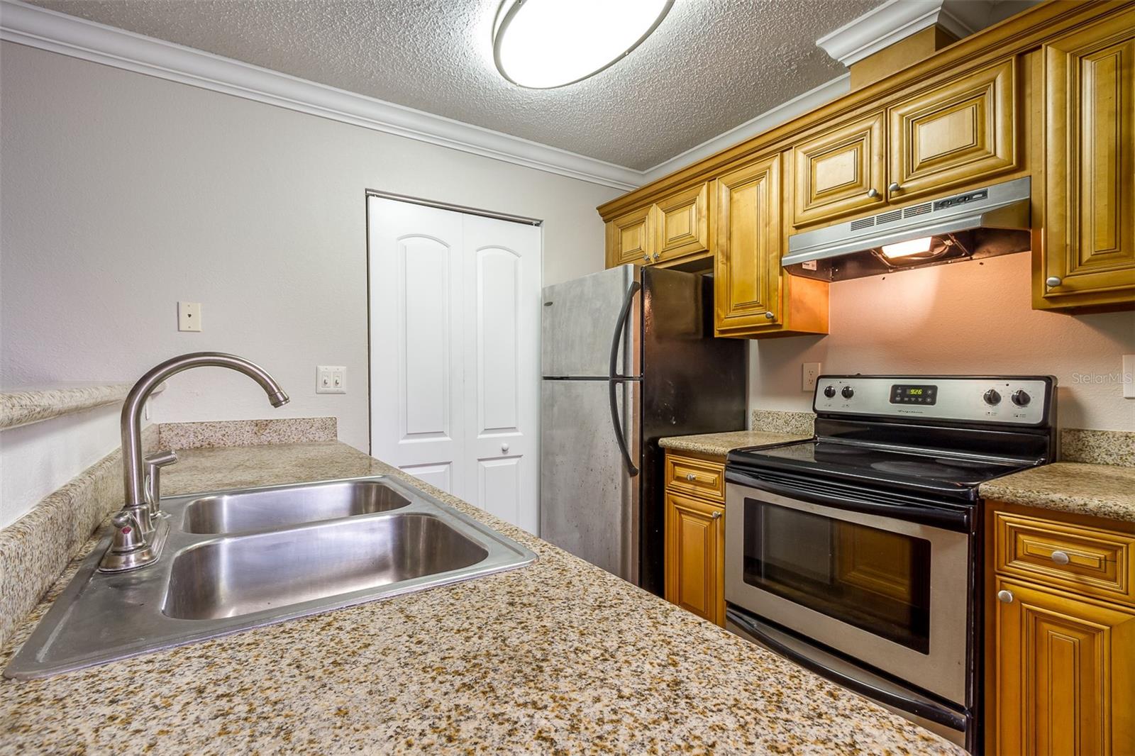 Home in LARGO — photo 5