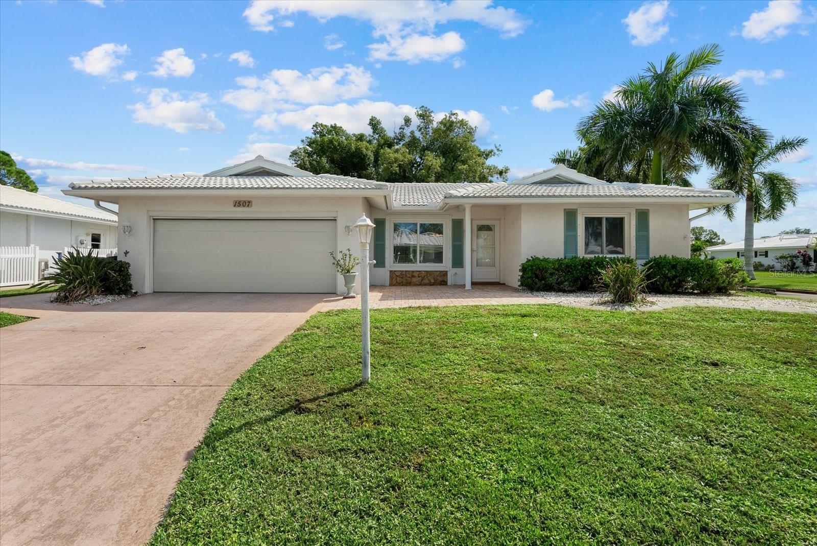 1507 N KNOLLWOOD DR — photo 34