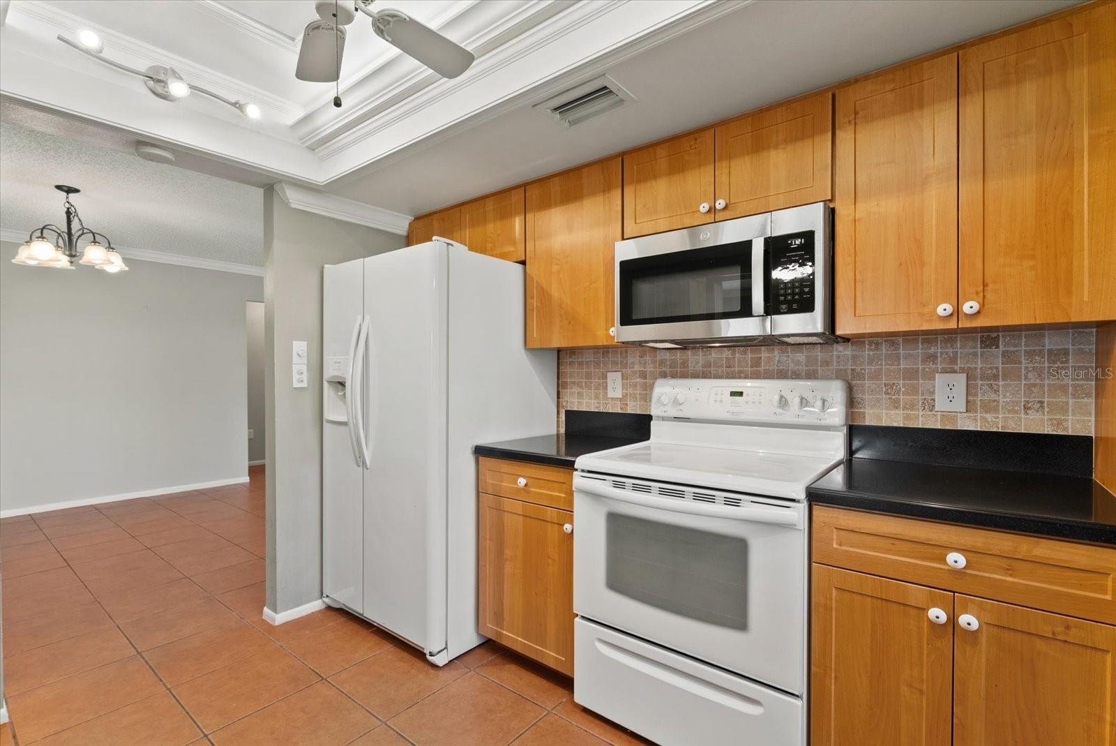 1507 N KNOLLWOOD DR — photo 19