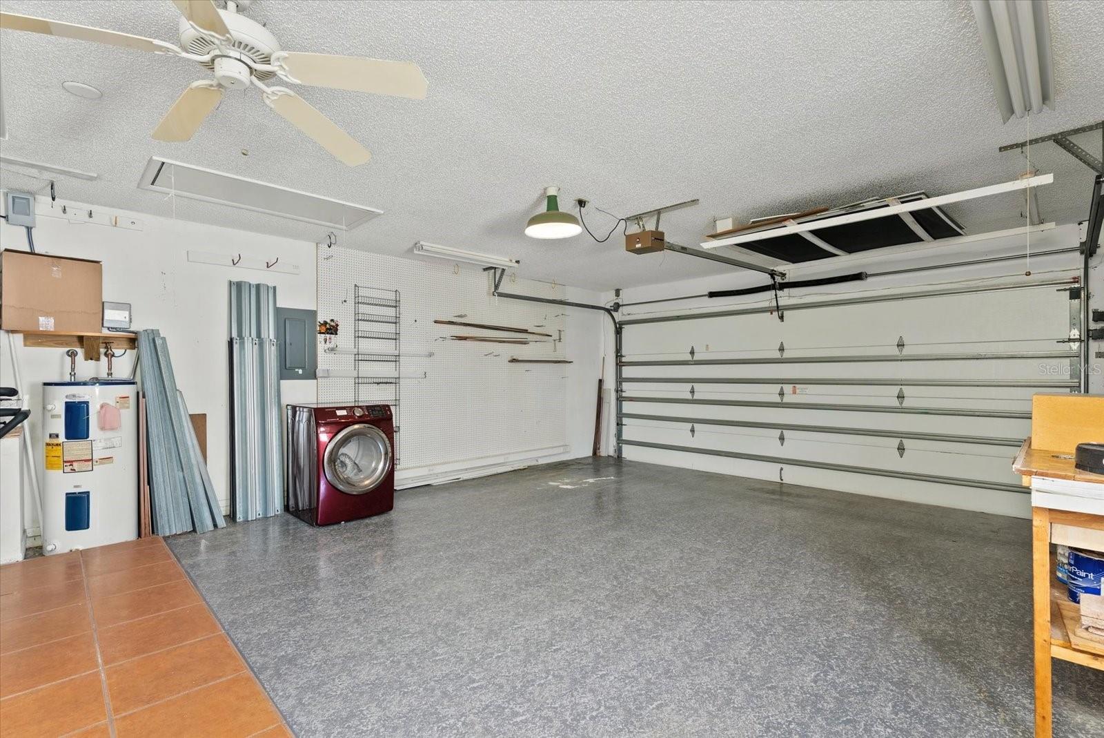 1507 N KNOLLWOOD DR — photo 28