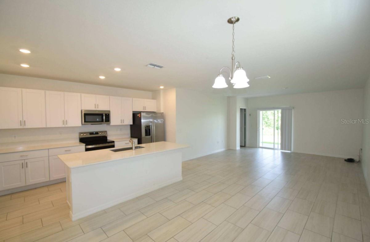 4060 RADIANT MOUNTAIN DR — photo 11
