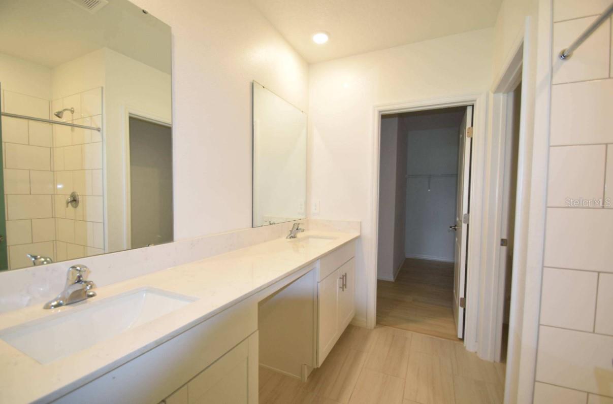 4060 RADIANT MOUNTAIN DR — photo 15