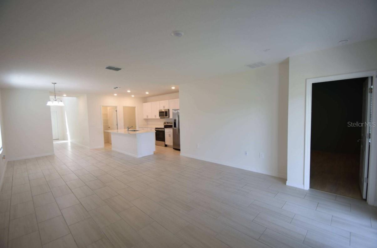 4060 RADIANT MOUNTAIN DR — photo 18