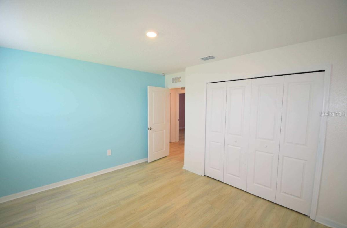 4060 RADIANT MOUNTAIN DR — photo 32