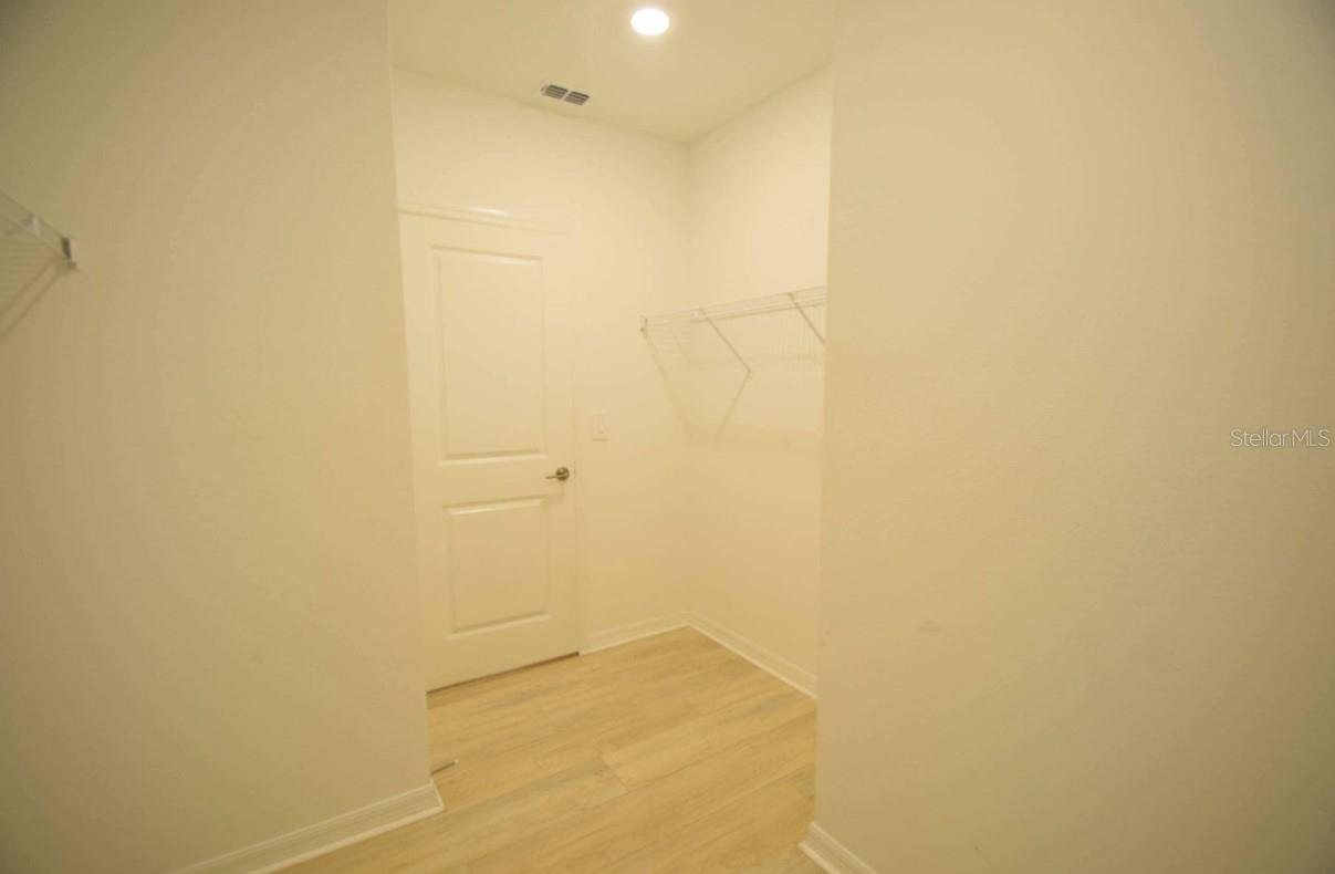 4060 RADIANT MOUNTAIN DR — photo 35
