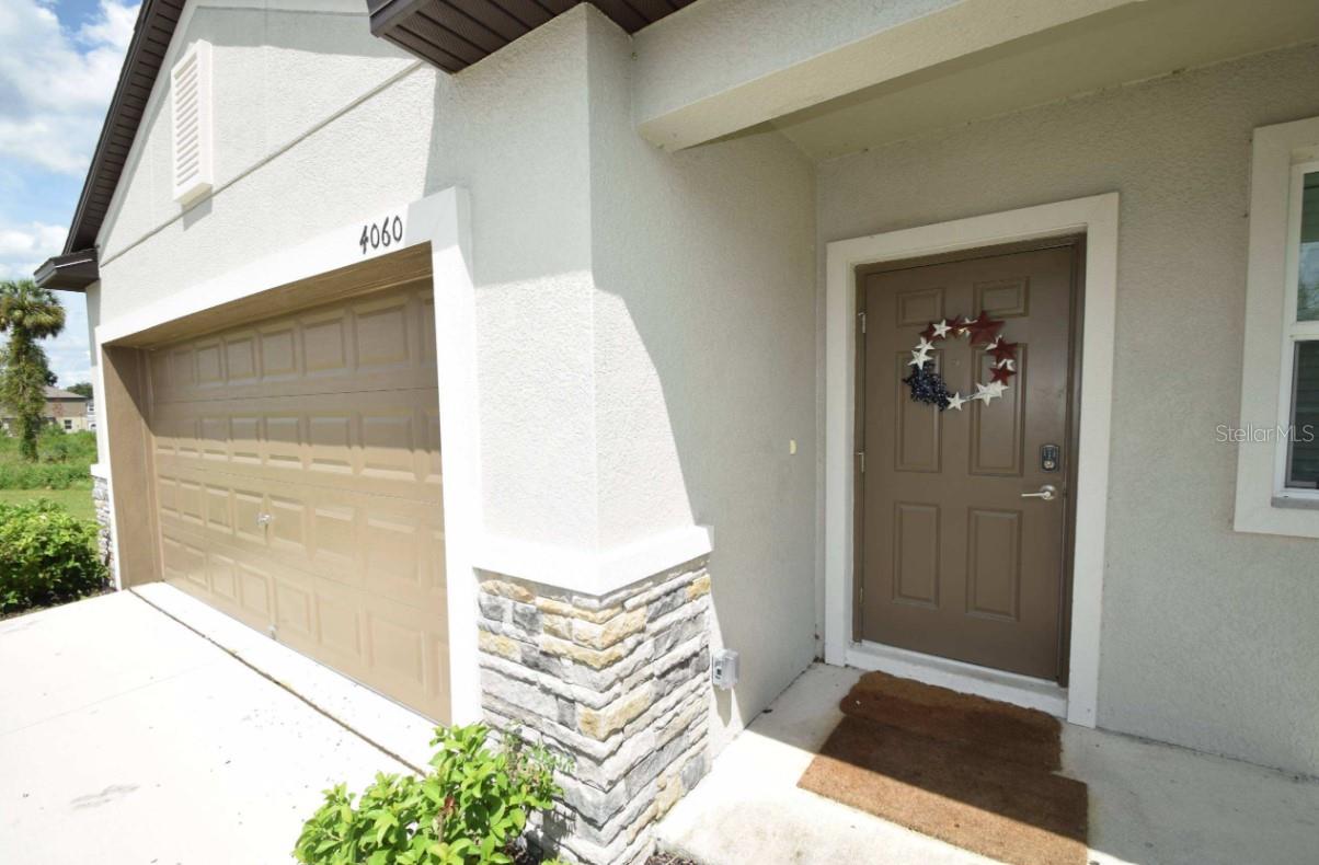4060 RADIANT MOUNTAIN DR — photo 3