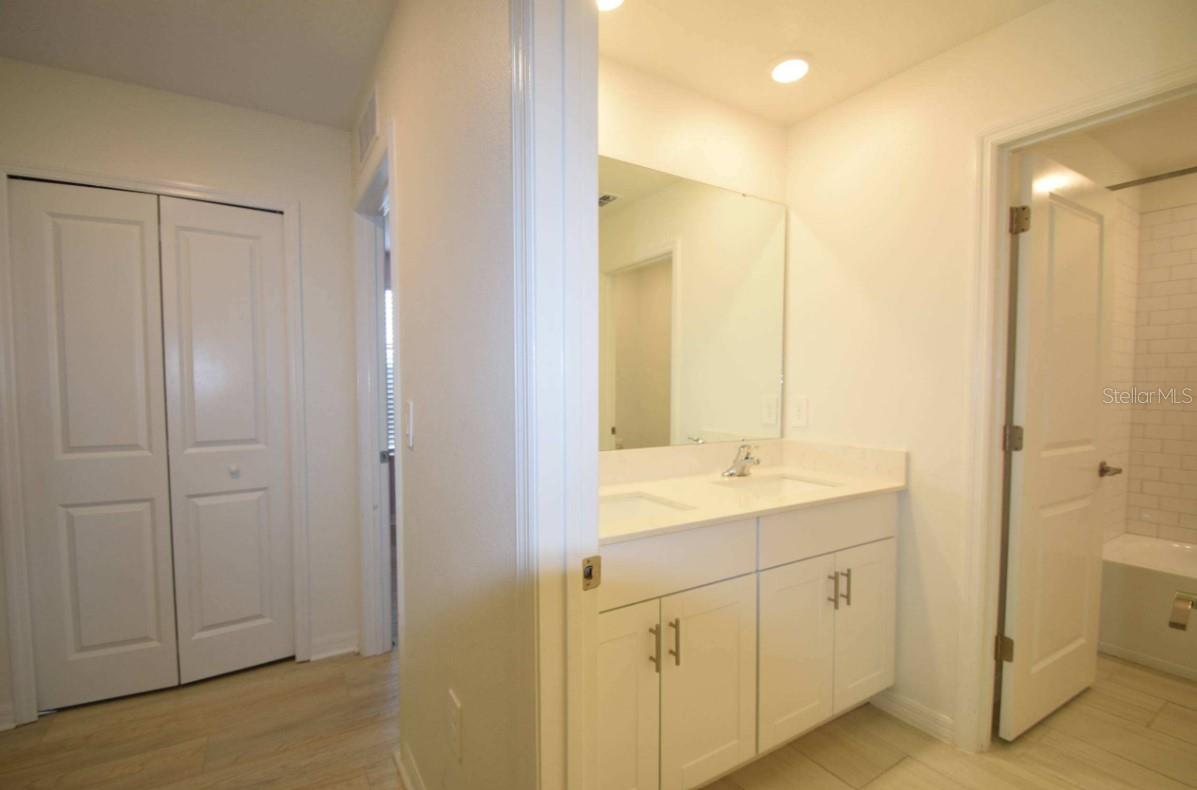 4060 RADIANT MOUNTAIN DR — photo 24