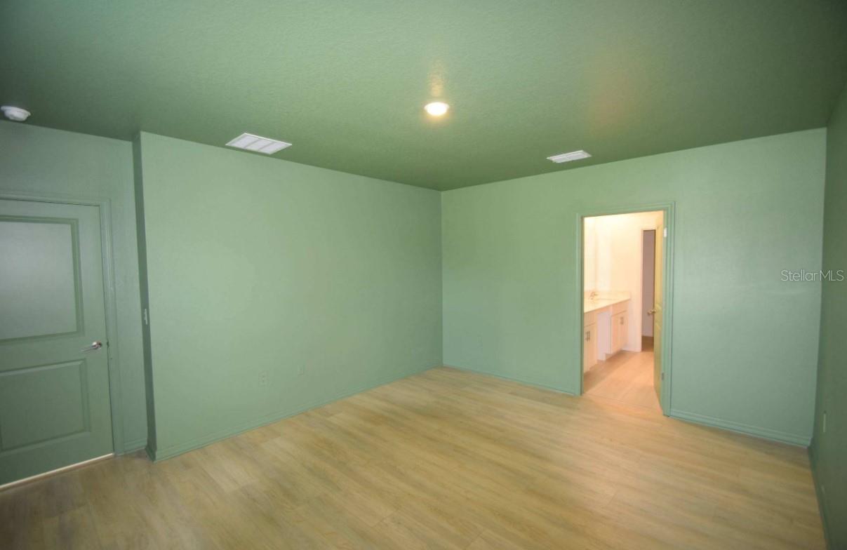 4060 RADIANT MOUNTAIN DR — photo 6