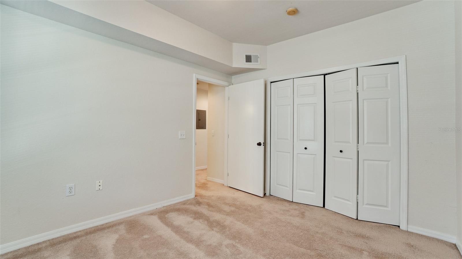 5160 NORTHRIDGE RD #201 — photo 7