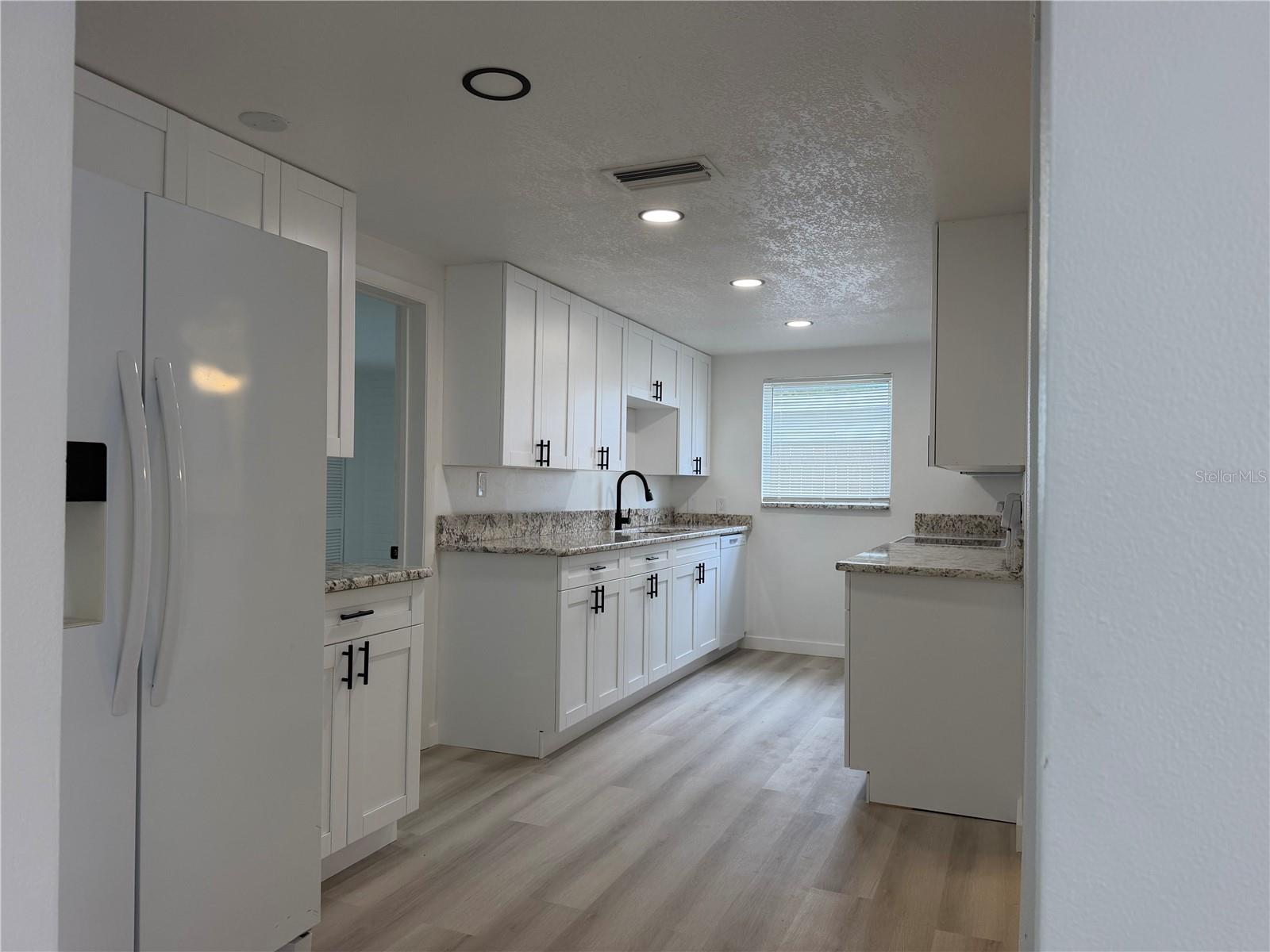 6810 EL CAMINO PALOMA ST — photo 5