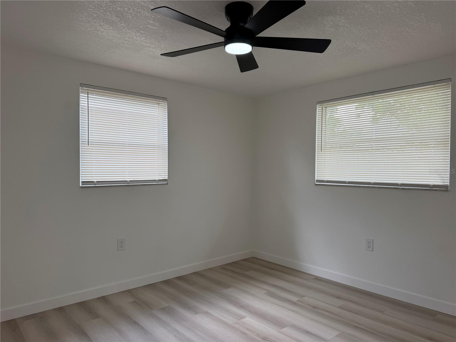 6810 EL CAMINO PALOMA ST — photo 10