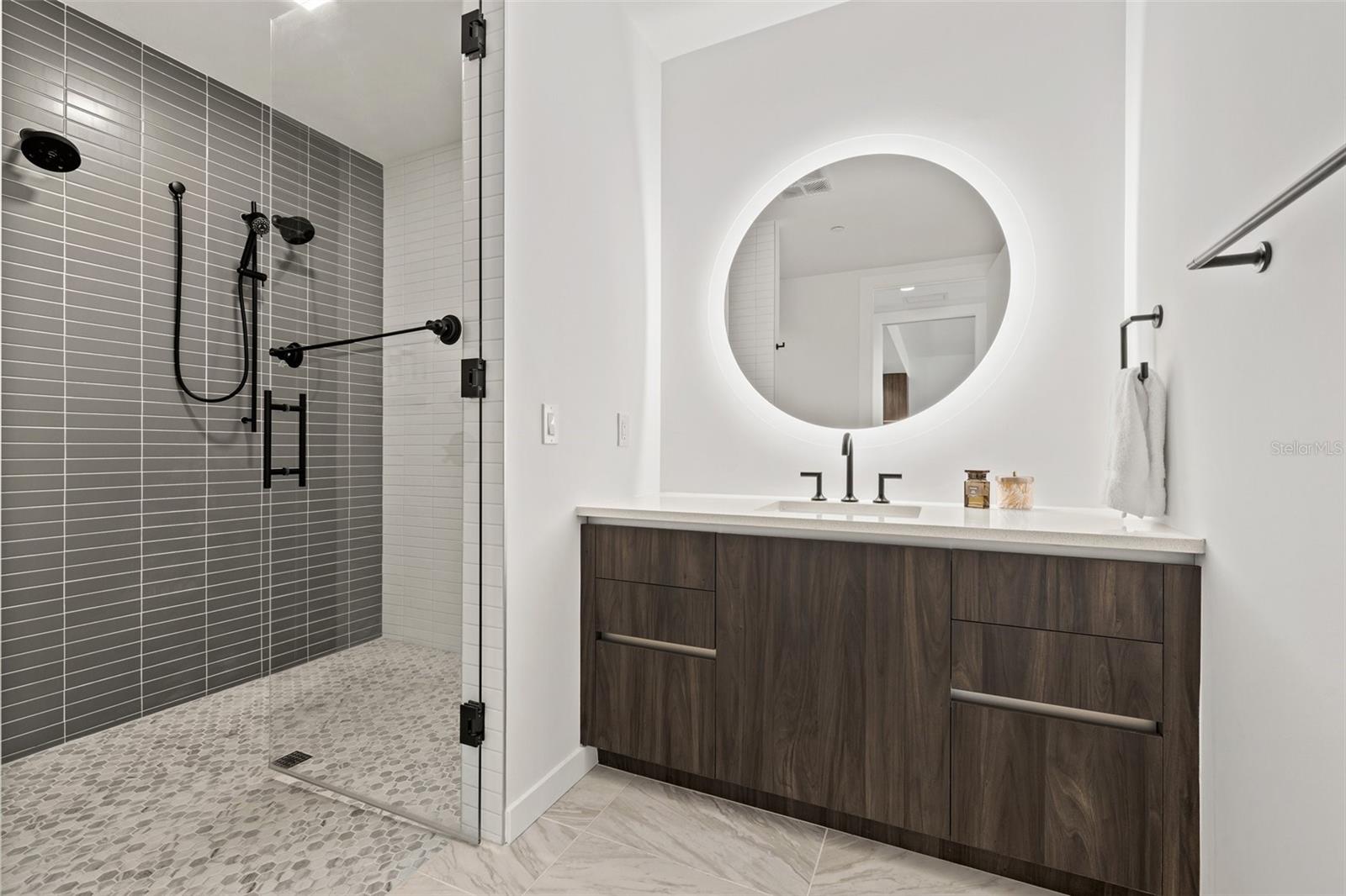 777 3RD AVE N #806 — photo 30