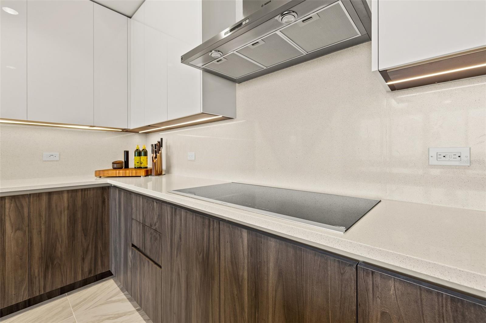 777 3RD AVE N #806 — photo 18