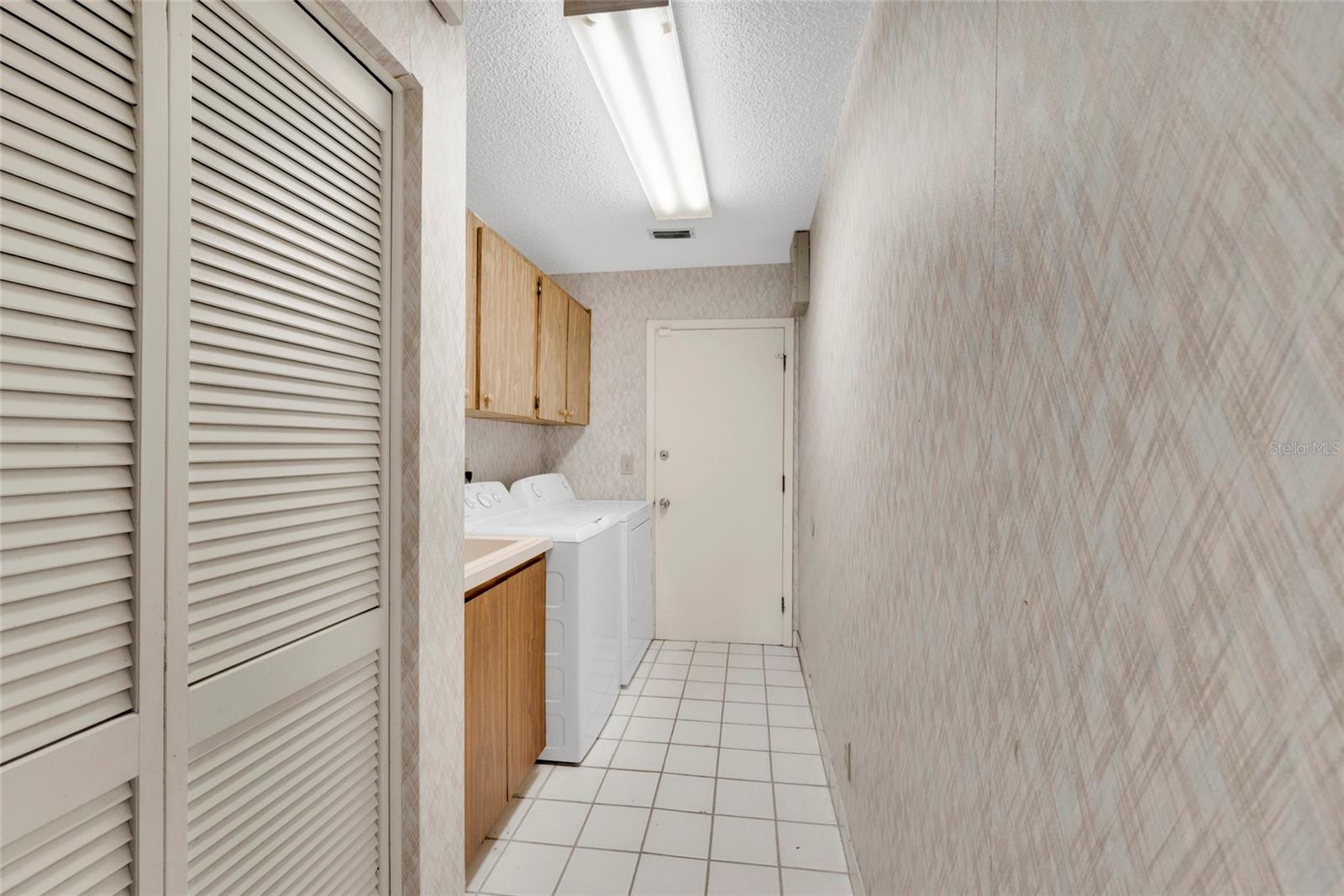 1617 KILWINNING CT — photo 17