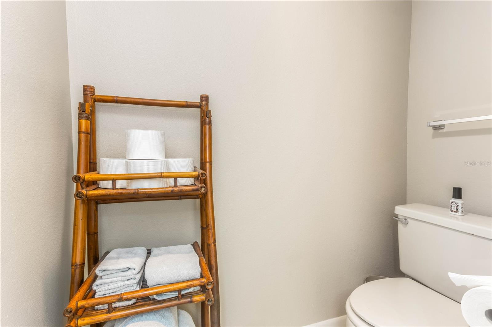 700 ISLAND WAY #501 — photo 30