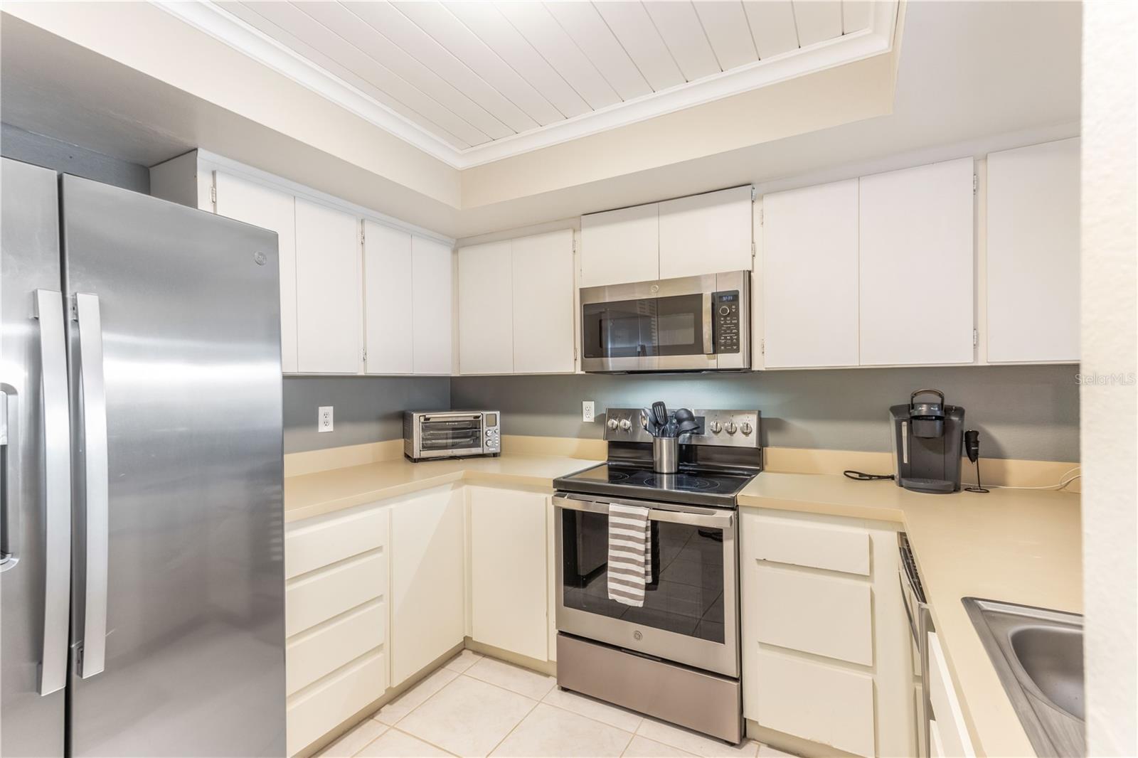 700 ISLAND WAY #501 — photo 15