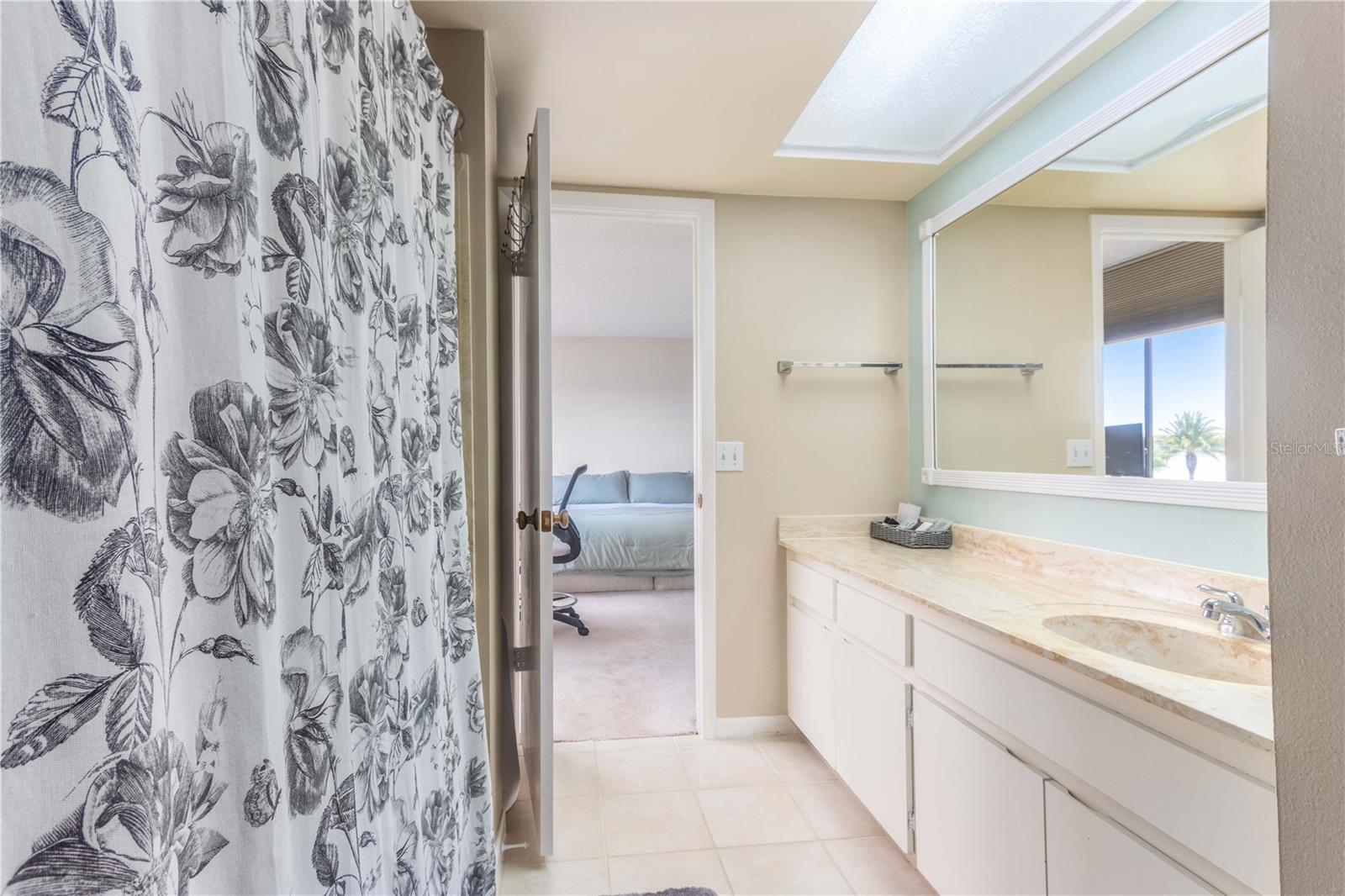 700 ISLAND WAY #501 — photo 28