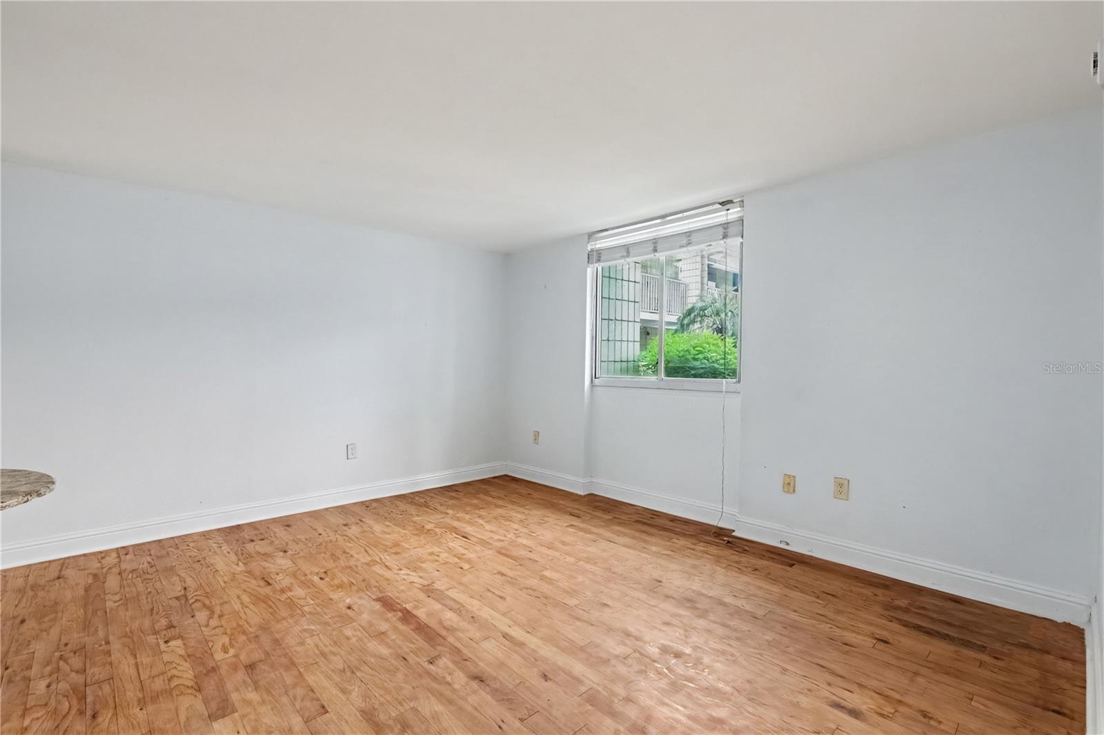 1301 S HOWARD AVE #B1 — photo 10