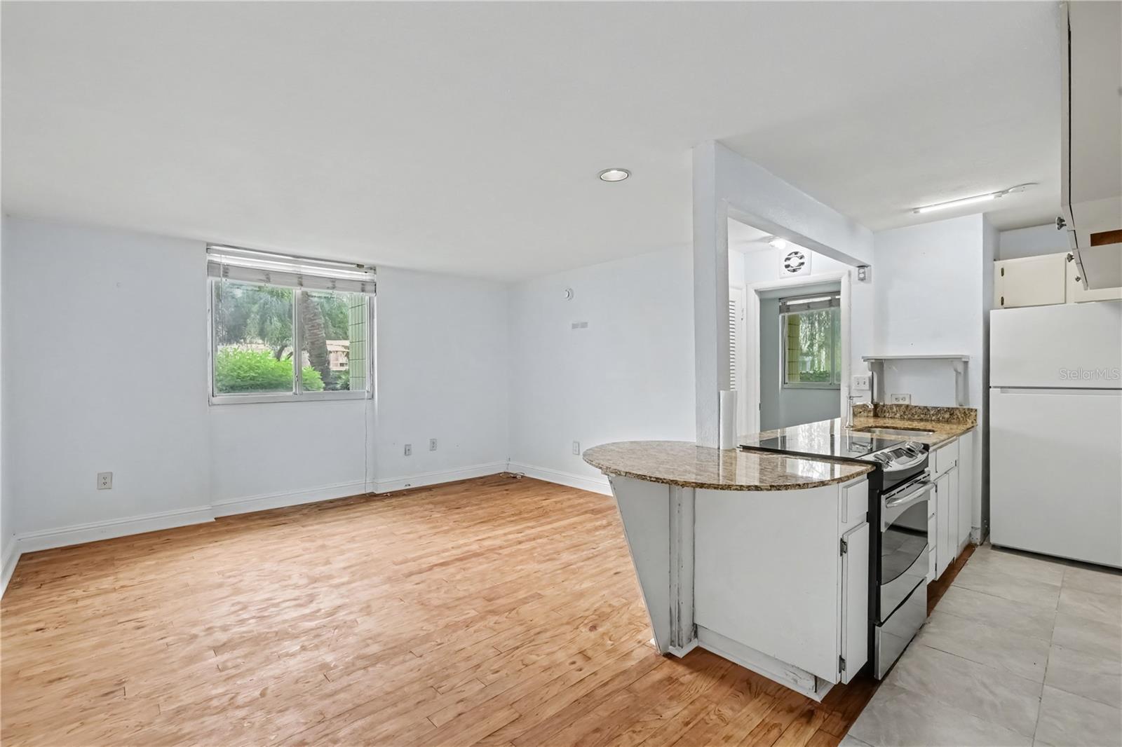 1301 S HOWARD AVE #B1 — photo 5