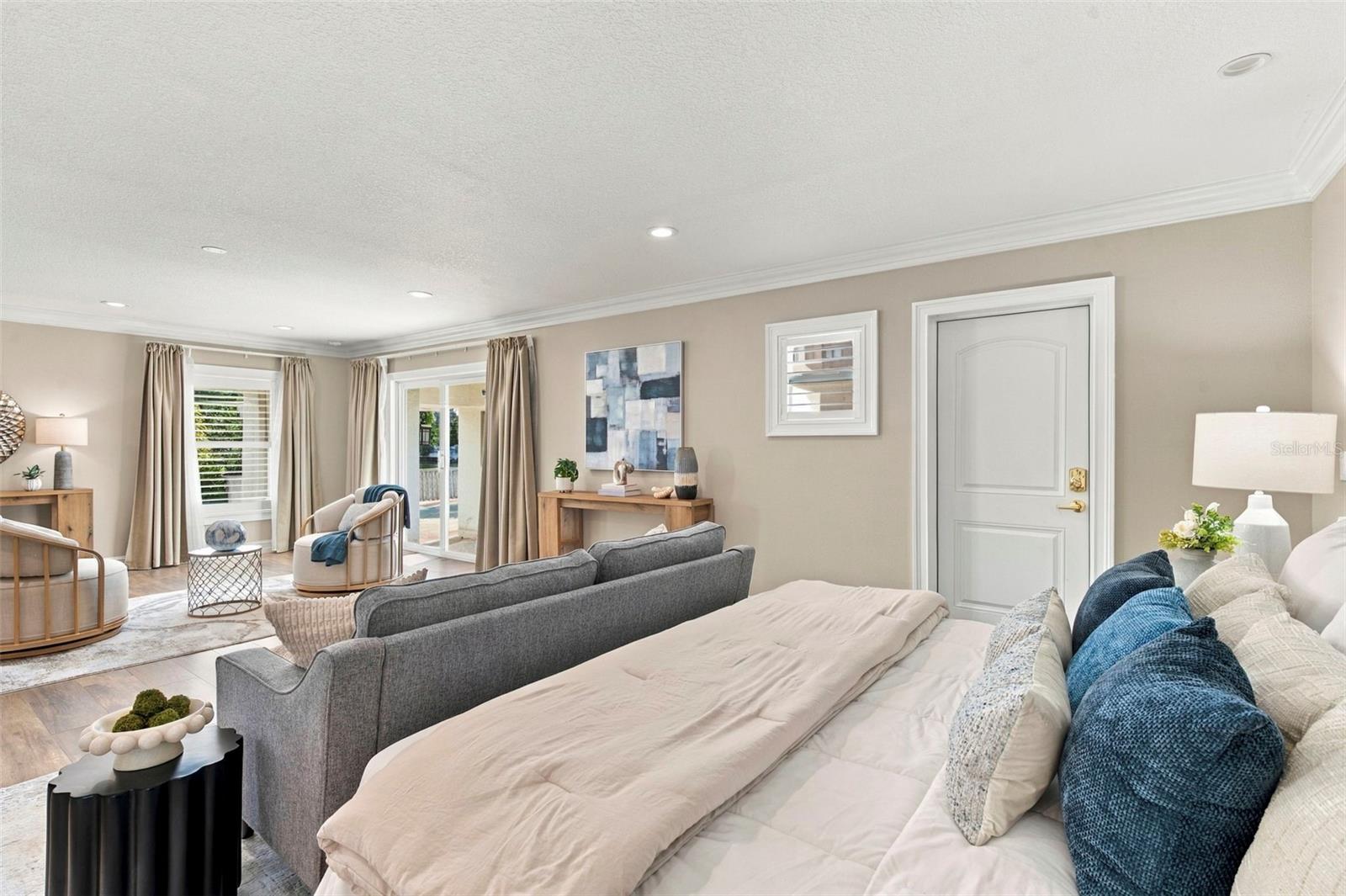 3905 FONTAINEBLEAU DR — photo 30