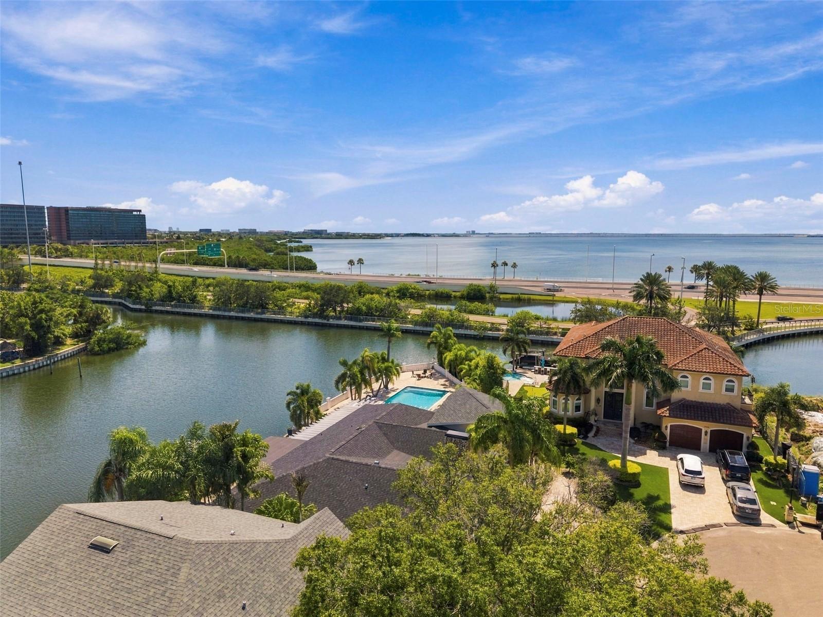 3905 FONTAINEBLEAU DR — photo 76
