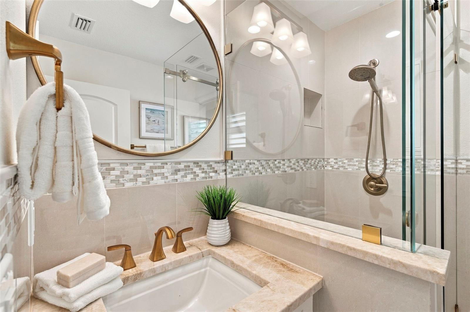 3905 FONTAINEBLEAU DR — photo 49