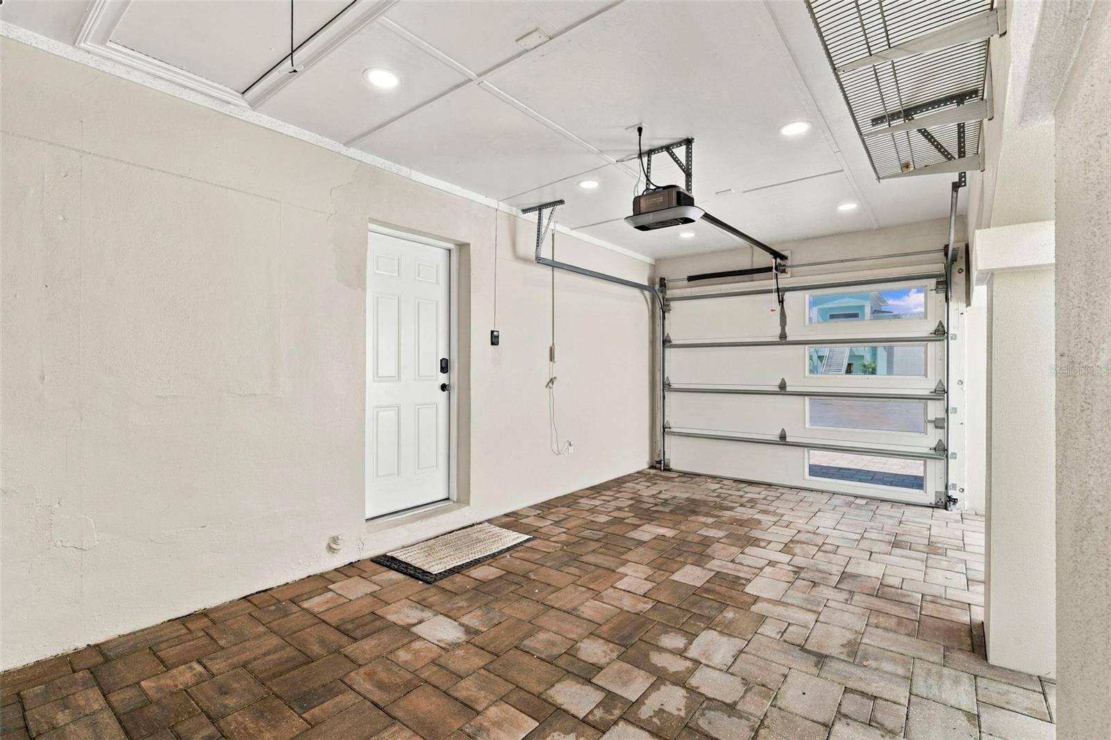 3905 FONTAINEBLEAU DR — photo 53