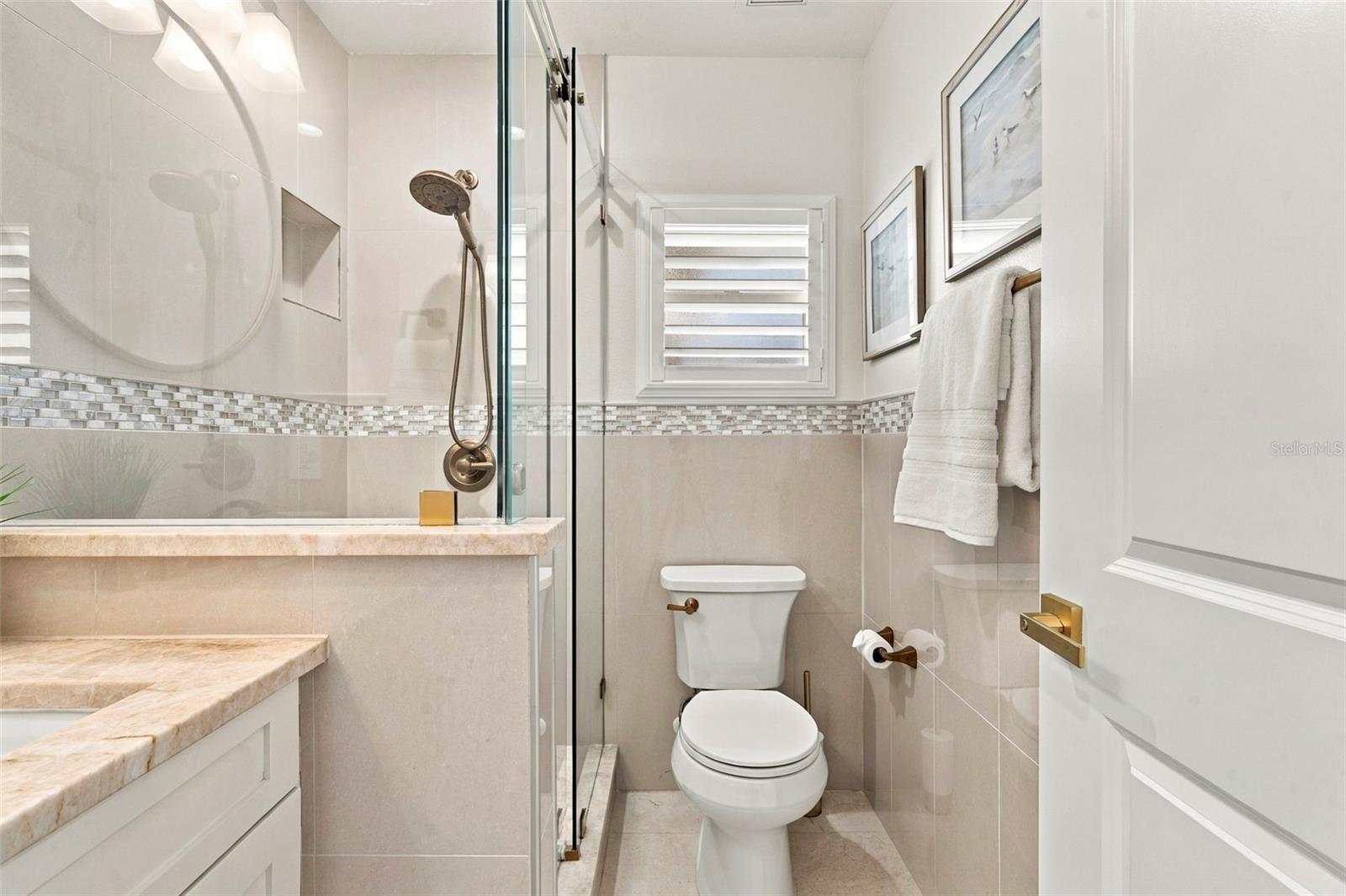 3905 FONTAINEBLEAU DR — photo 50