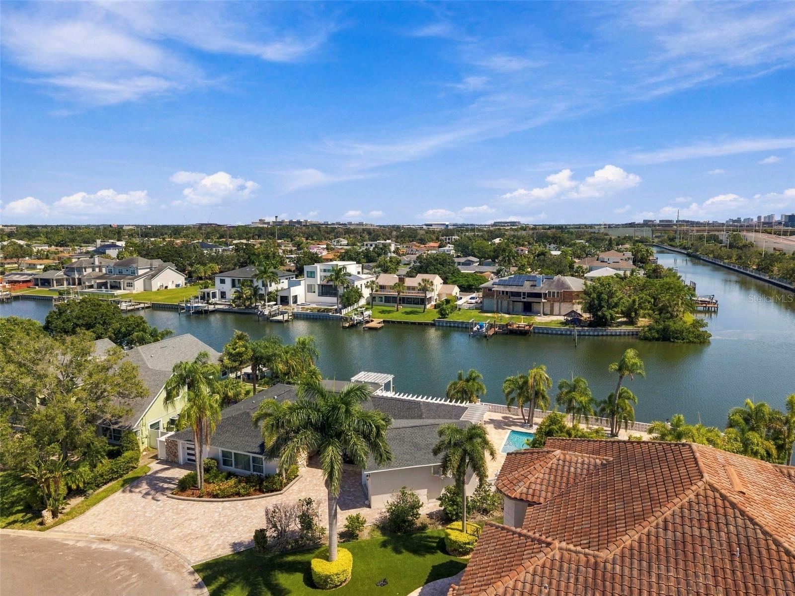 3905 FONTAINEBLEAU DR — photo 81