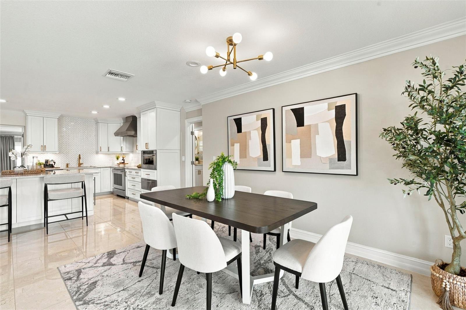 3905 FONTAINEBLEAU DR — photo 22
