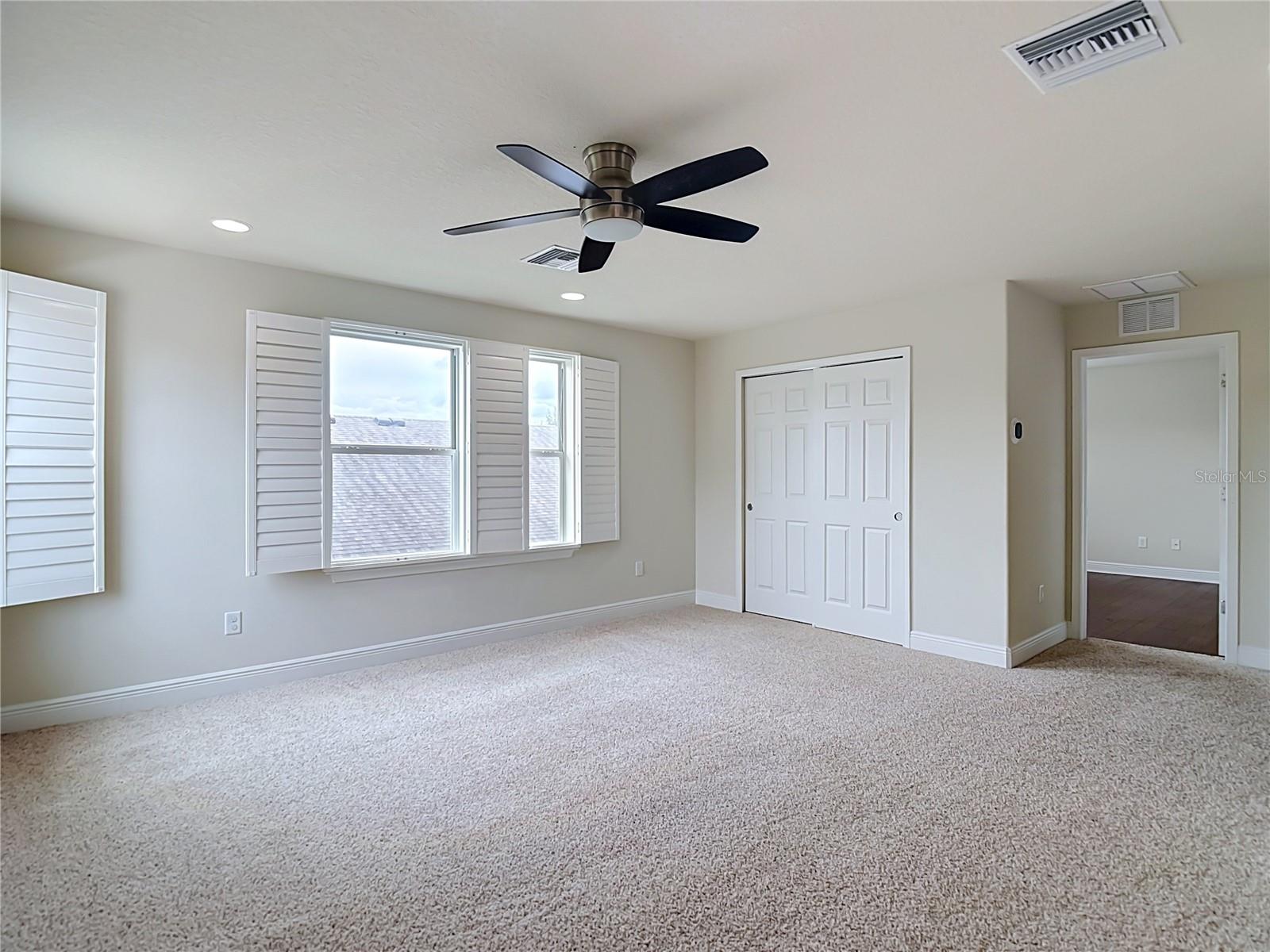 3117 MAJESTIC VIEW DR — photo 34