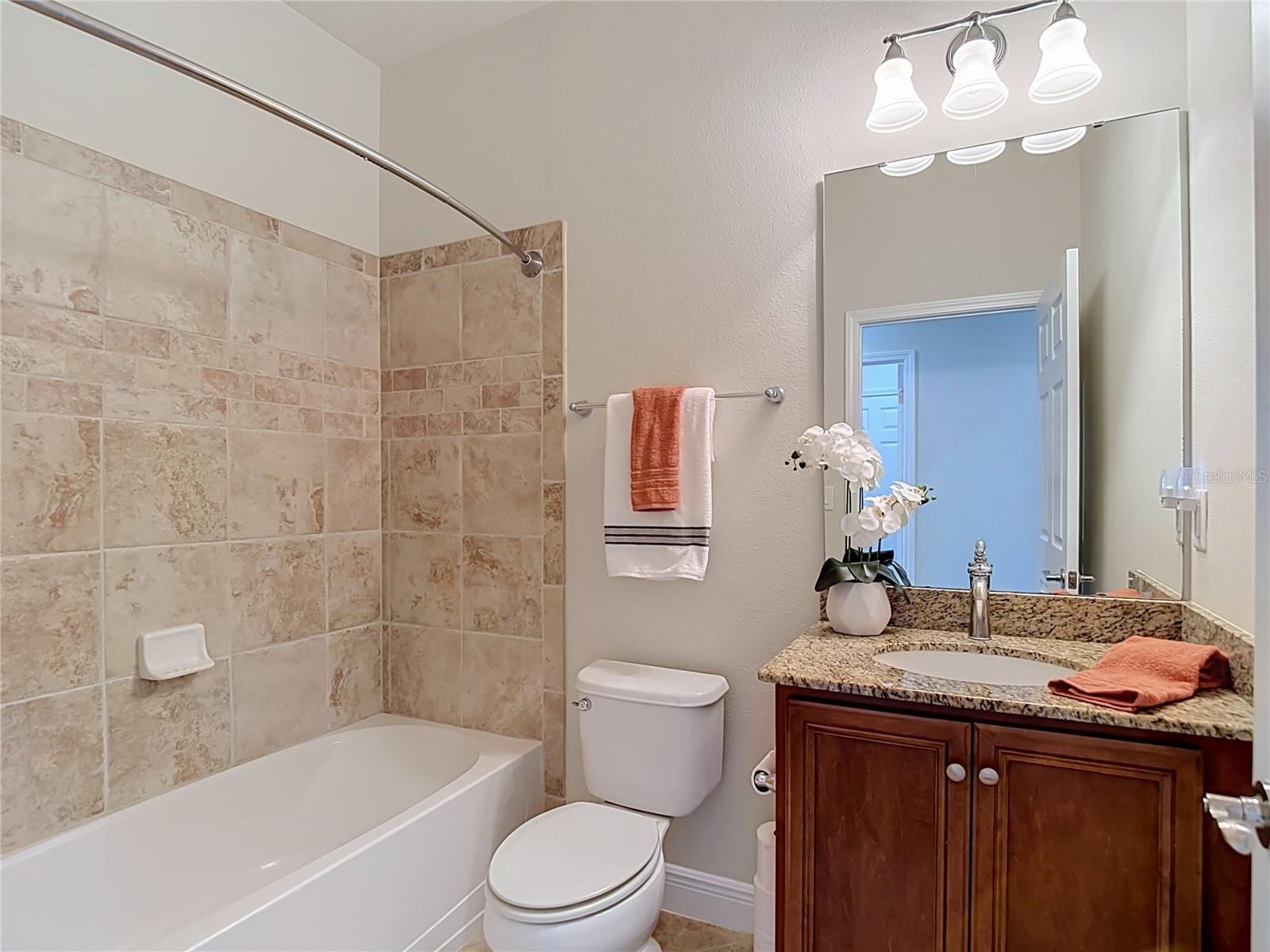 3117 MAJESTIC VIEW DR — photo 39