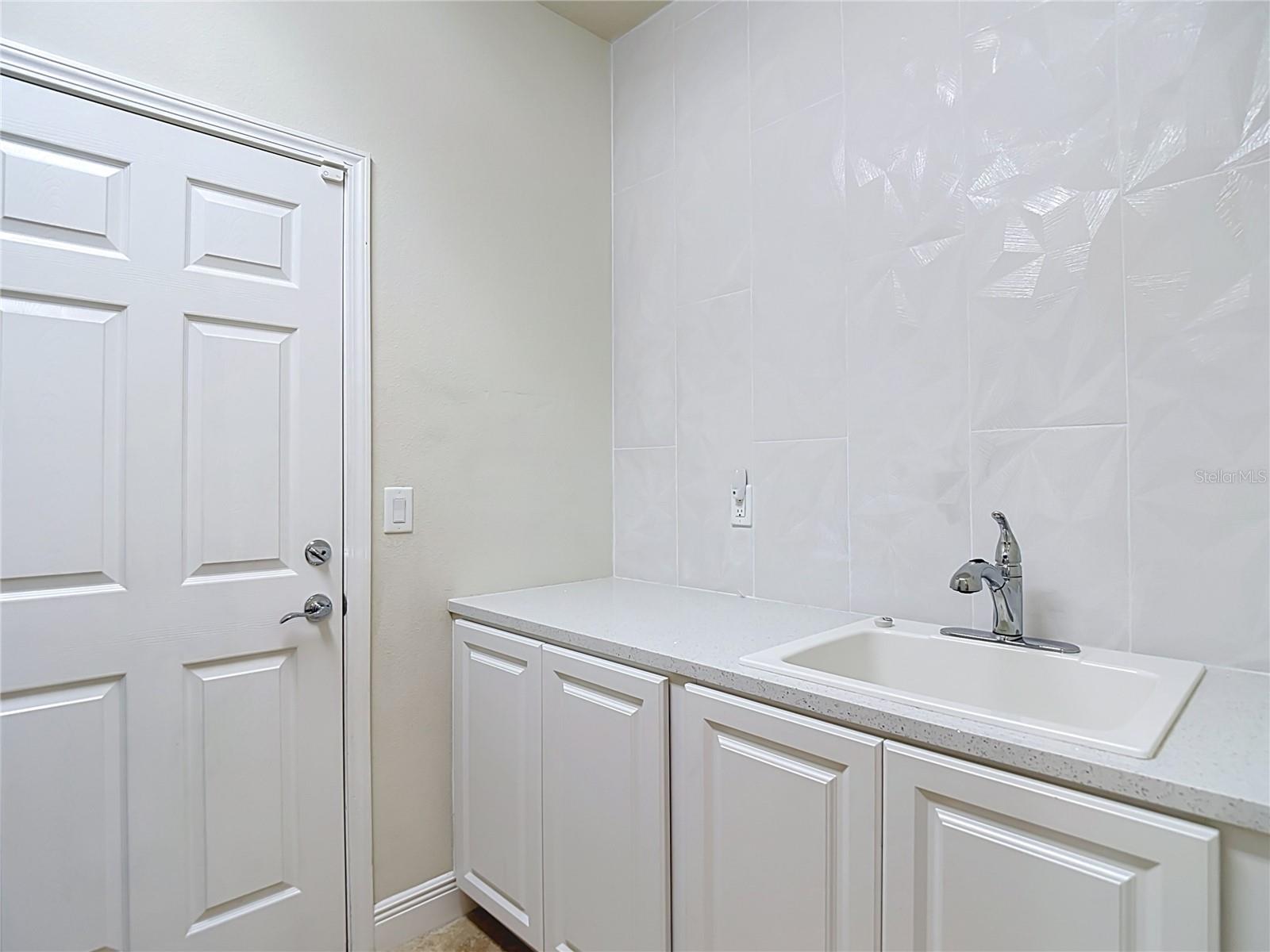 3117 MAJESTIC VIEW DR — photo 55