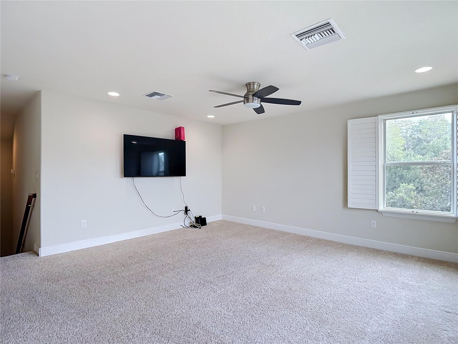 3117 MAJESTIC VIEW DR — photo 35