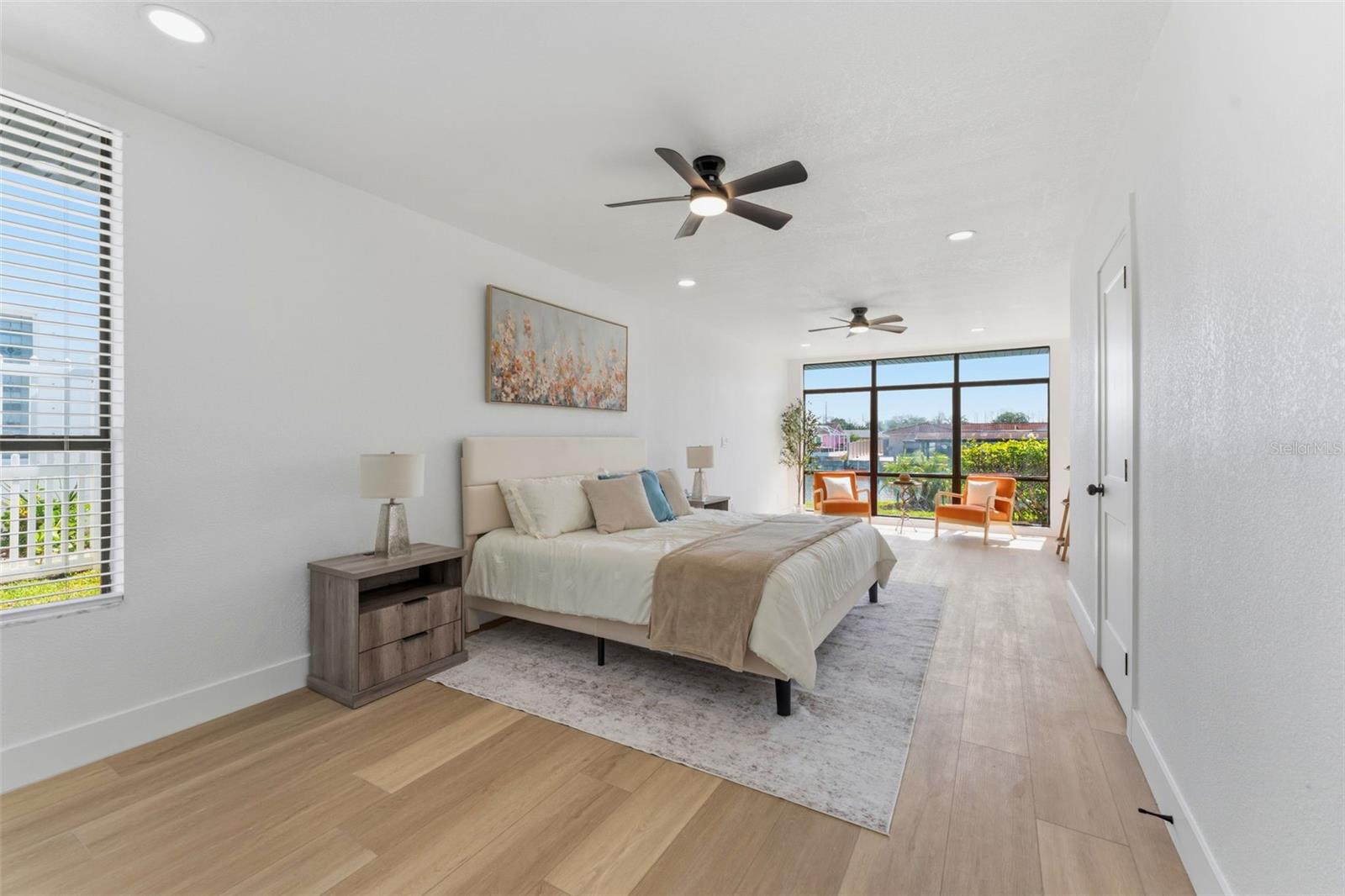 3917 E EDEN ROC CIR — photo 5