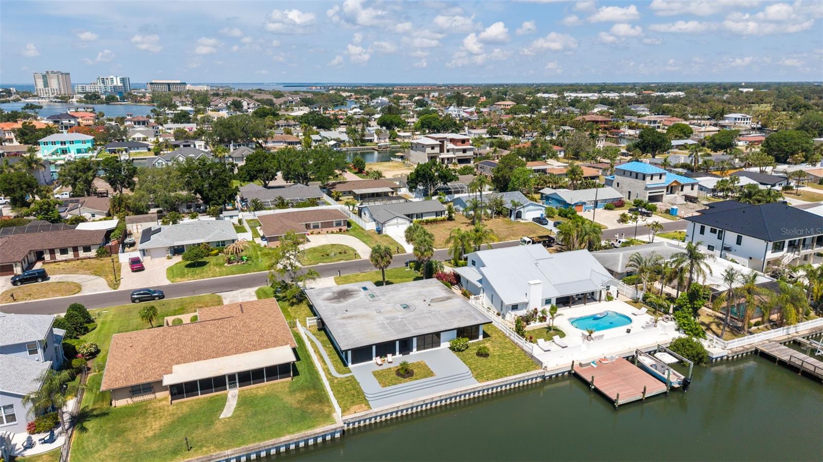3917 E EDEN ROC CIR — photo 12