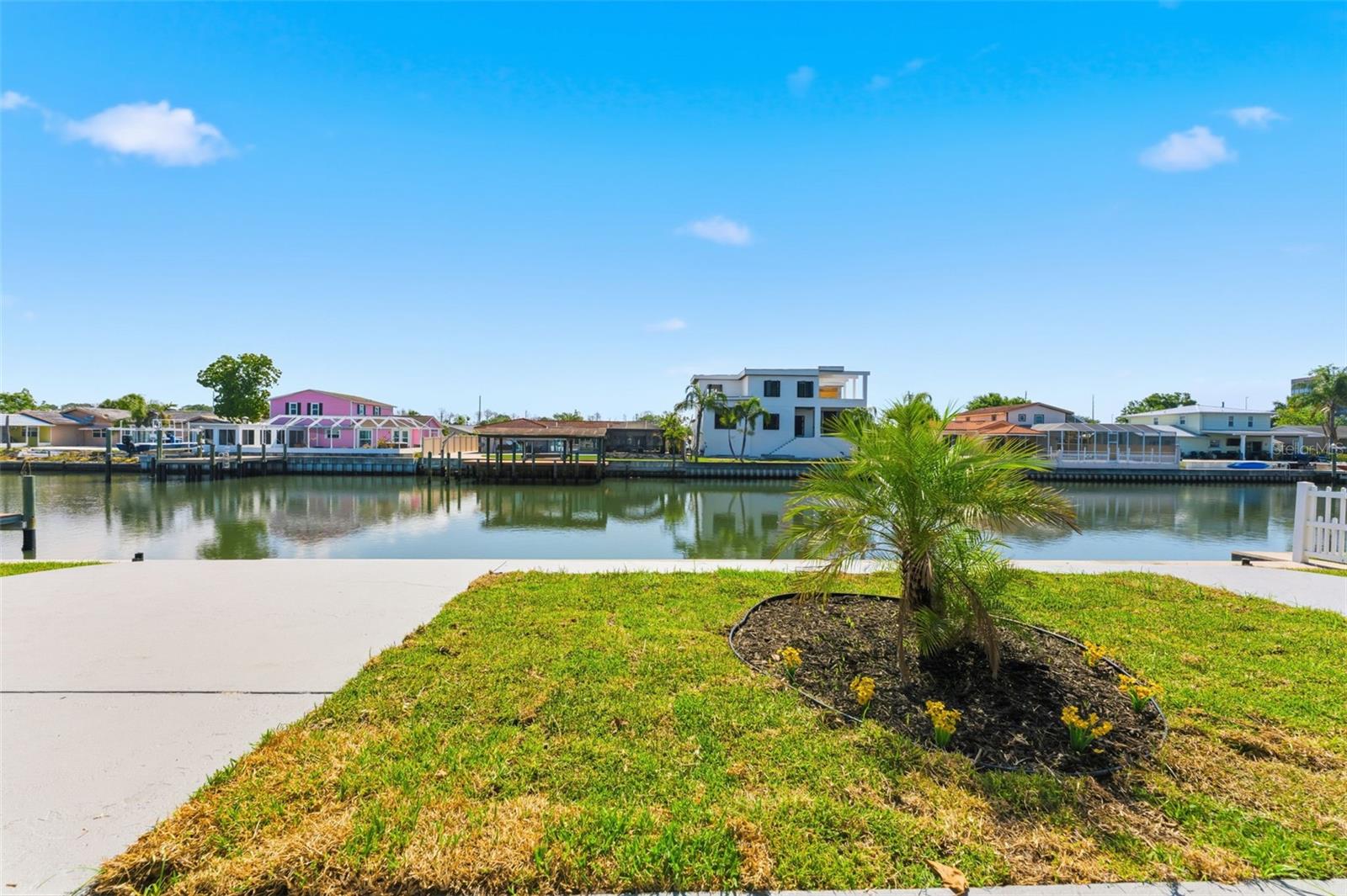 3917 E EDEN ROC CIR — photo 17