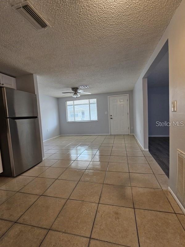 8337 SUNNYDALE DR — photo 4