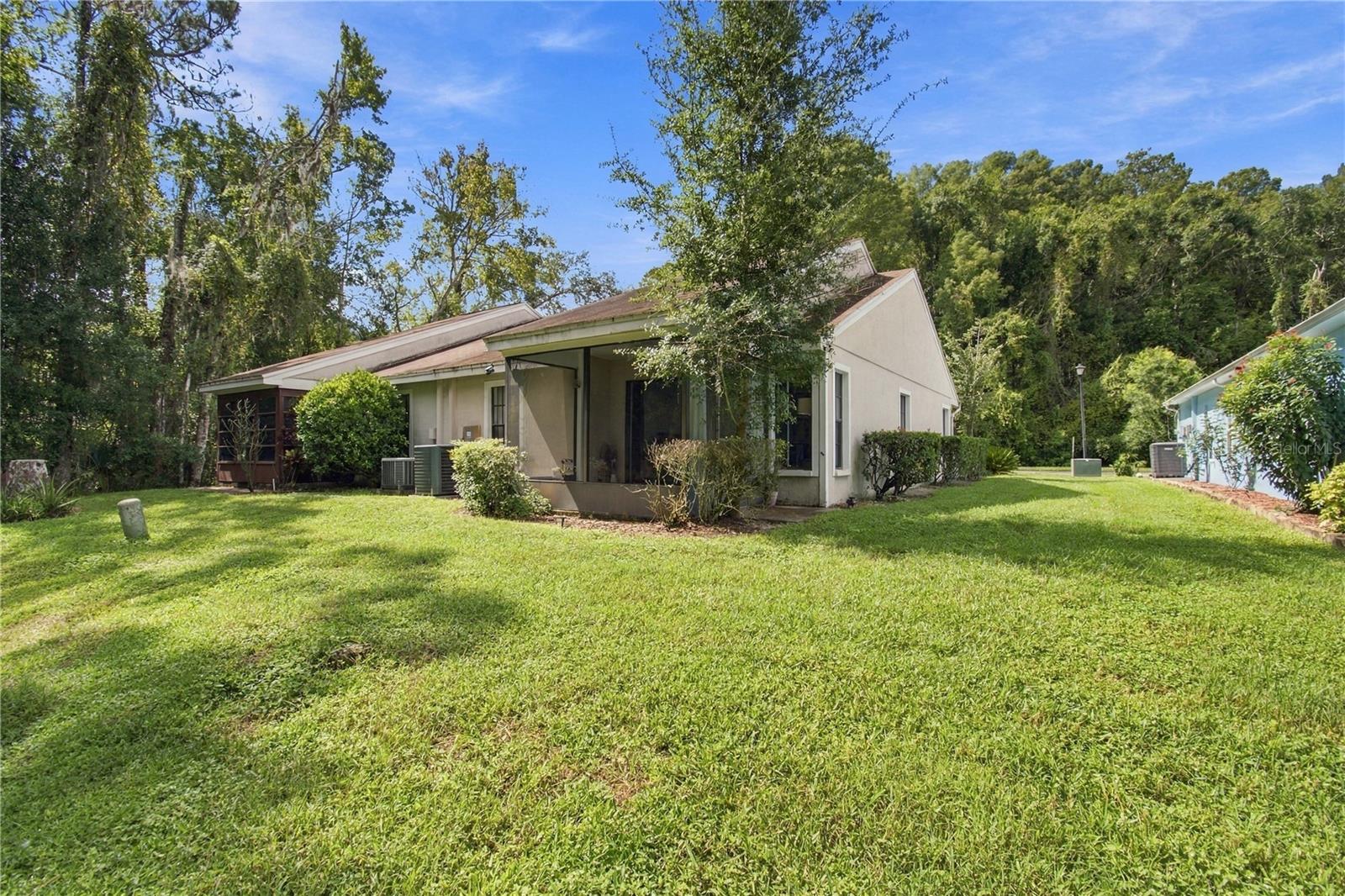 12508 HOLLYBROOK LN — photo 32