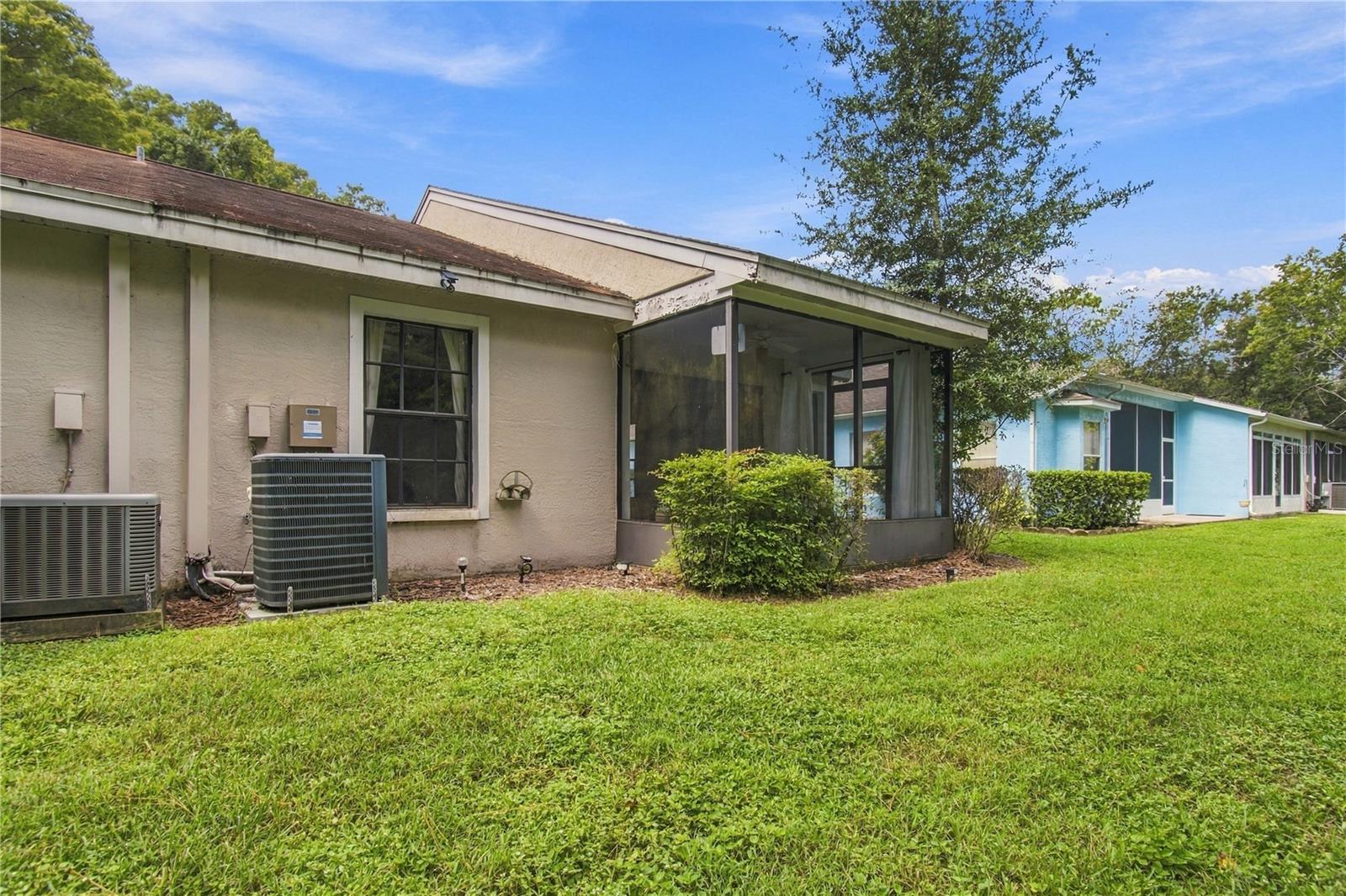 12508 HOLLYBROOK LN — photo 34
