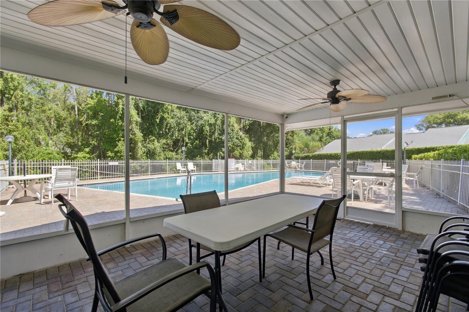 12508 HOLLYBROOK LN — photo 40