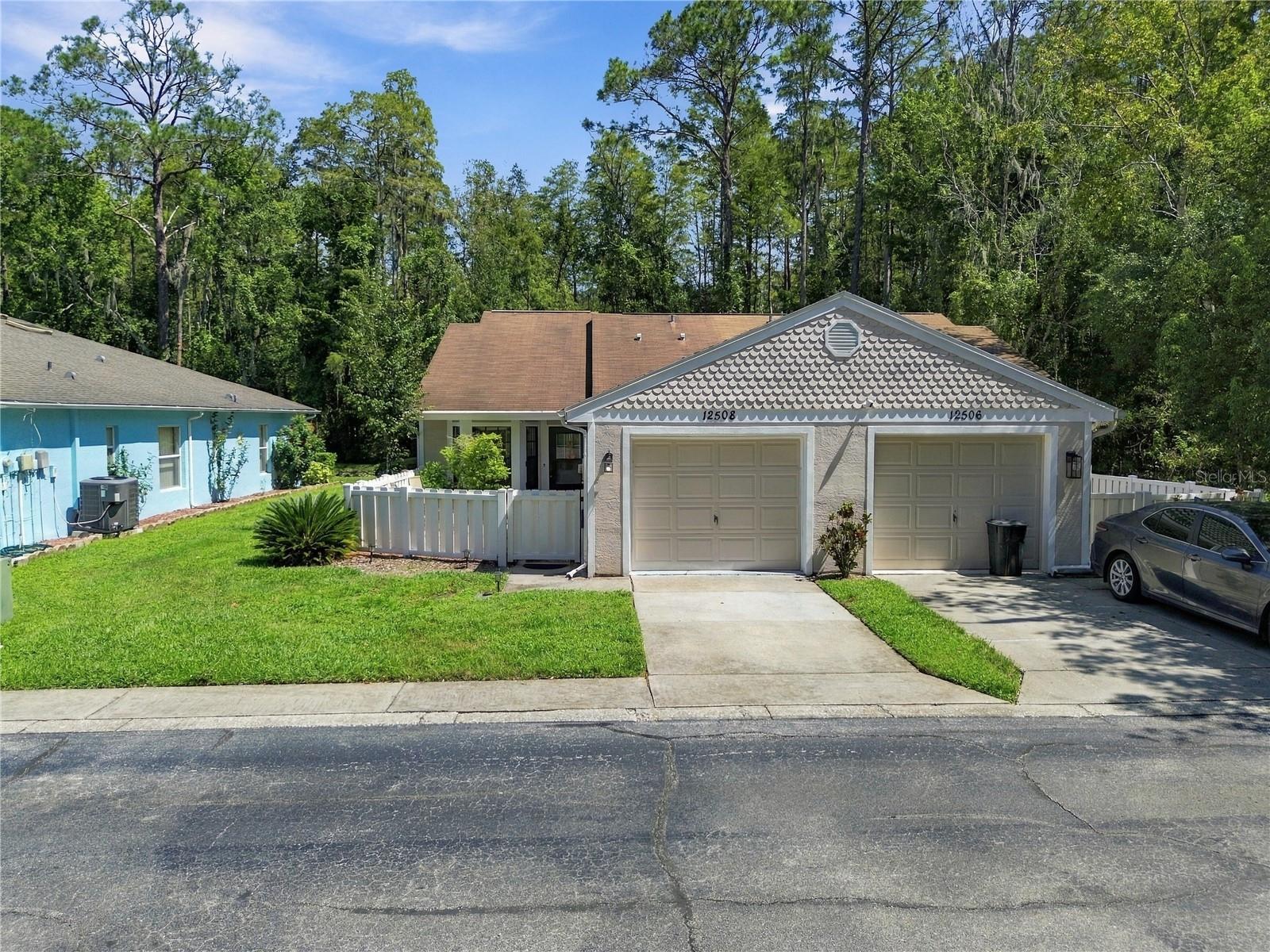 12508 HOLLYBROOK LN — photo 44