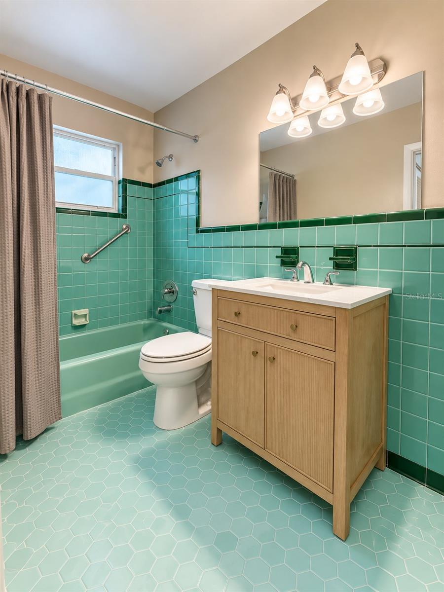 109 W GRAPEFRUIT CIR — photo 13