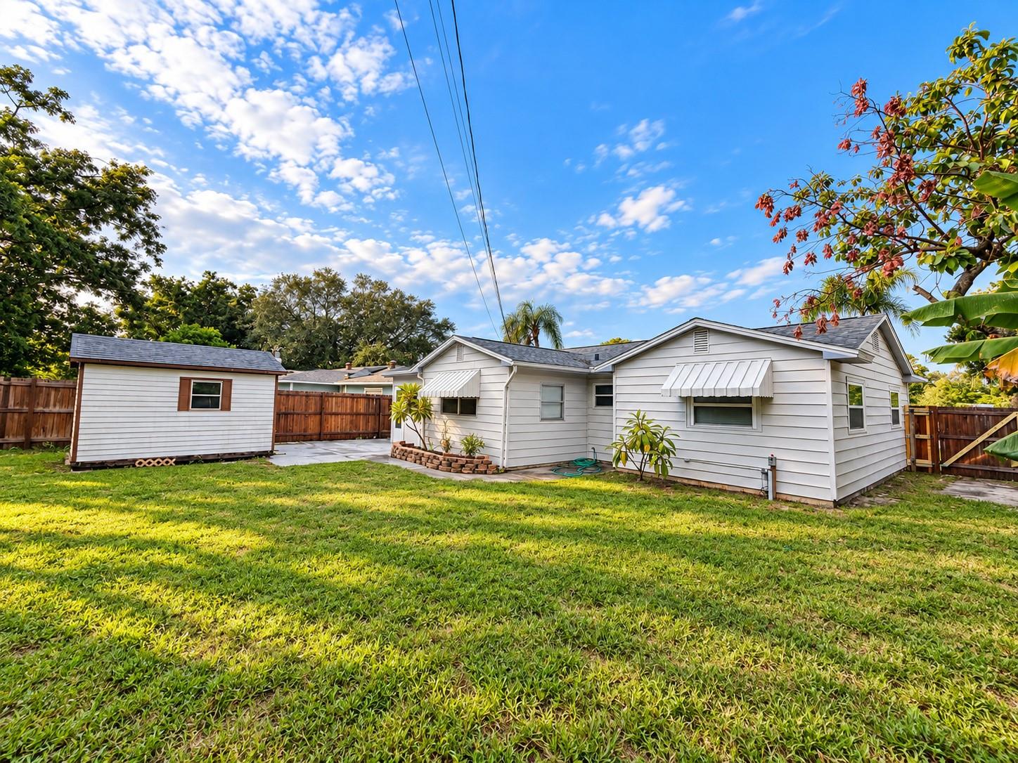 109 W GRAPEFRUIT CIR — photo 25
