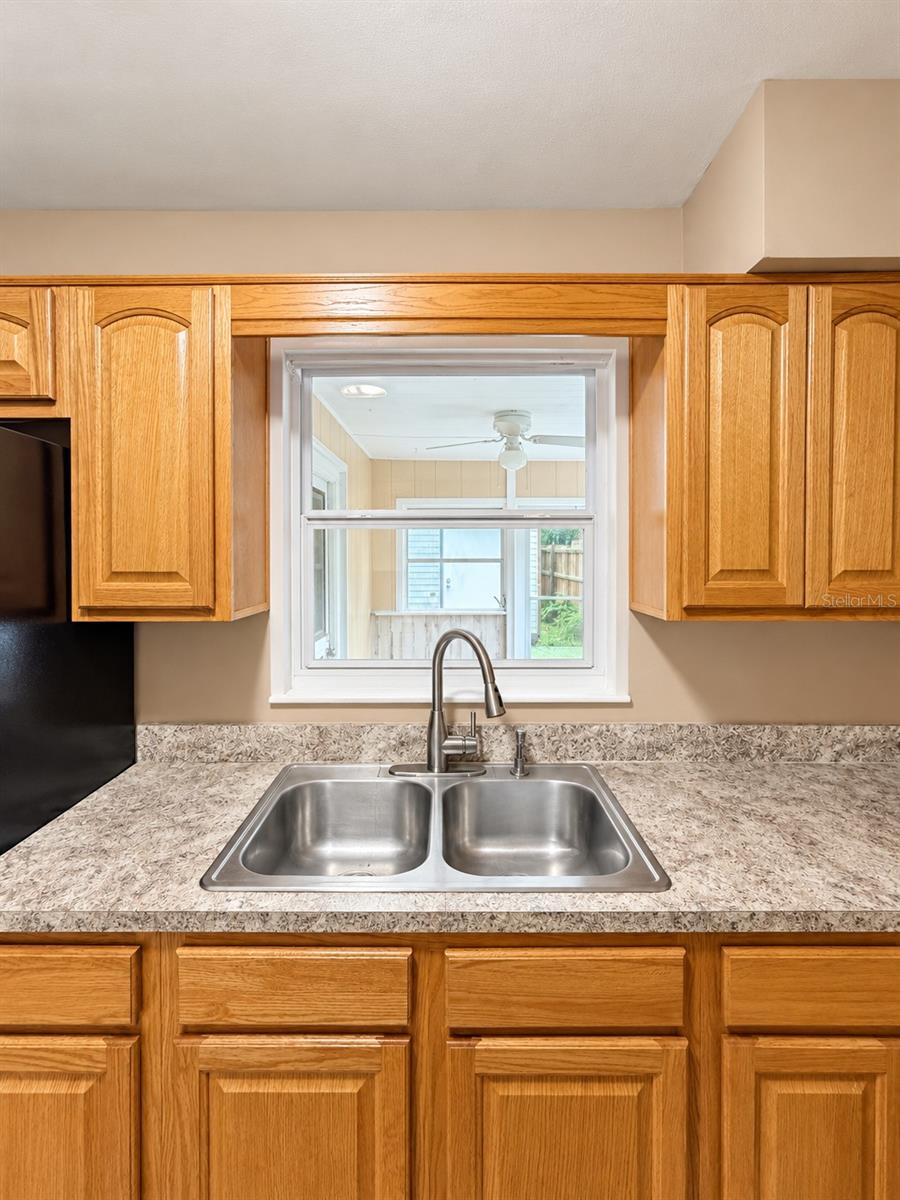 109 W GRAPEFRUIT CIR — photo 8