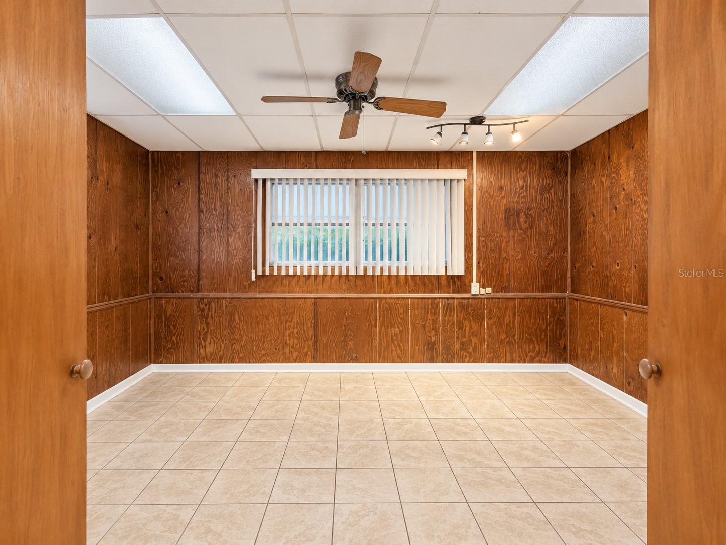 109 W GRAPEFRUIT CIR — photo 16