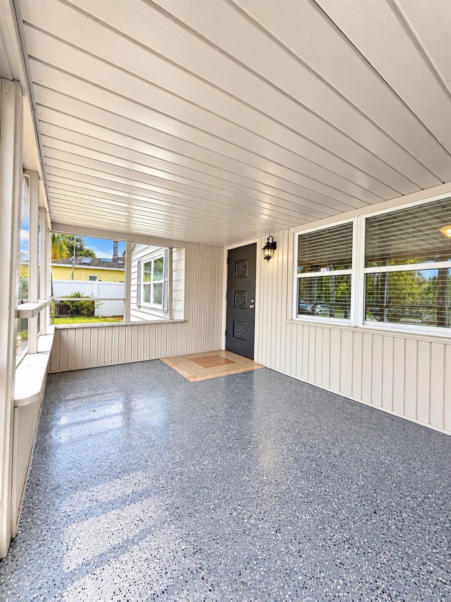 109 W GRAPEFRUIT CIR — photo 2