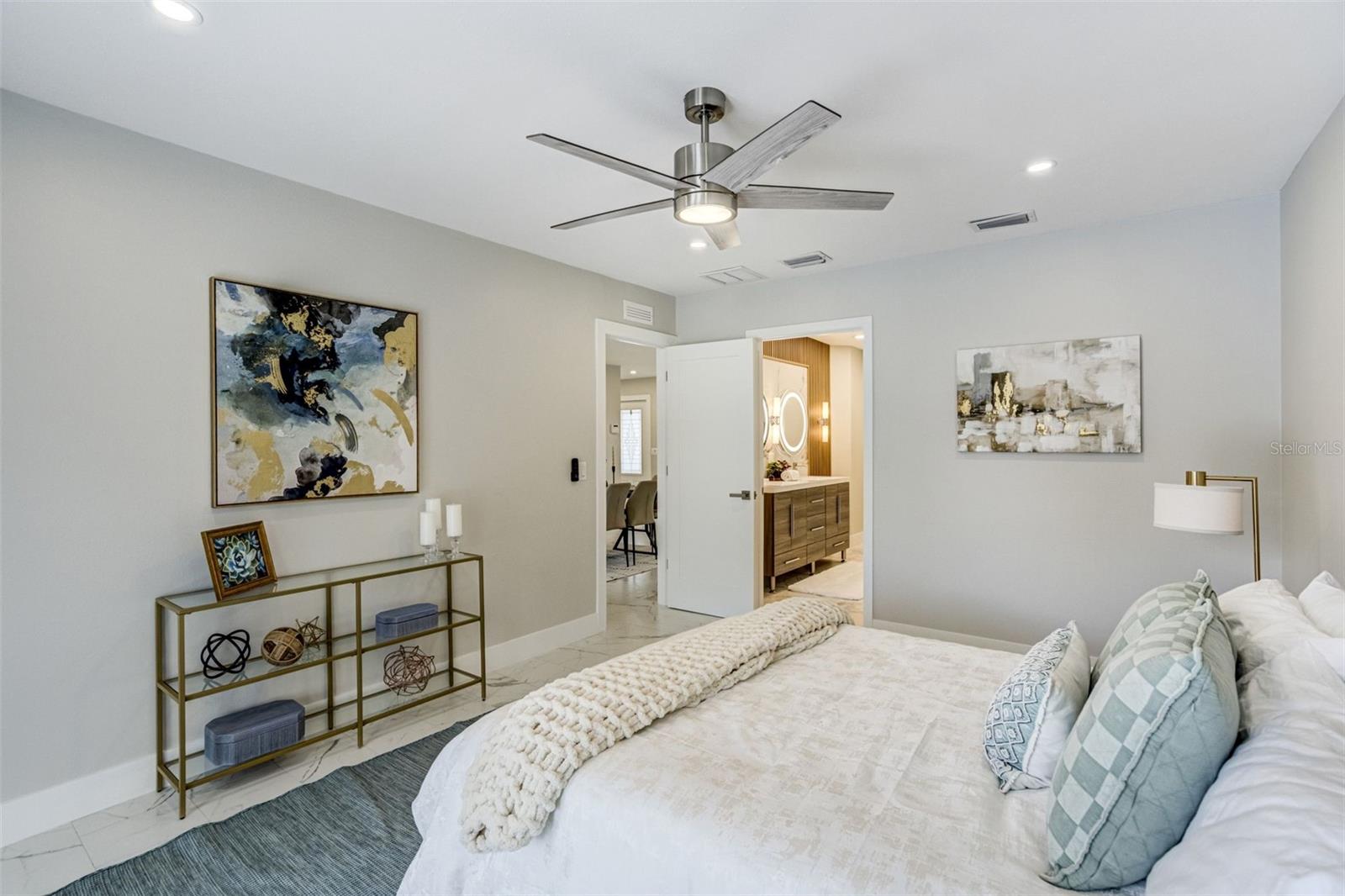 3923 DORAL DR — photo 20
