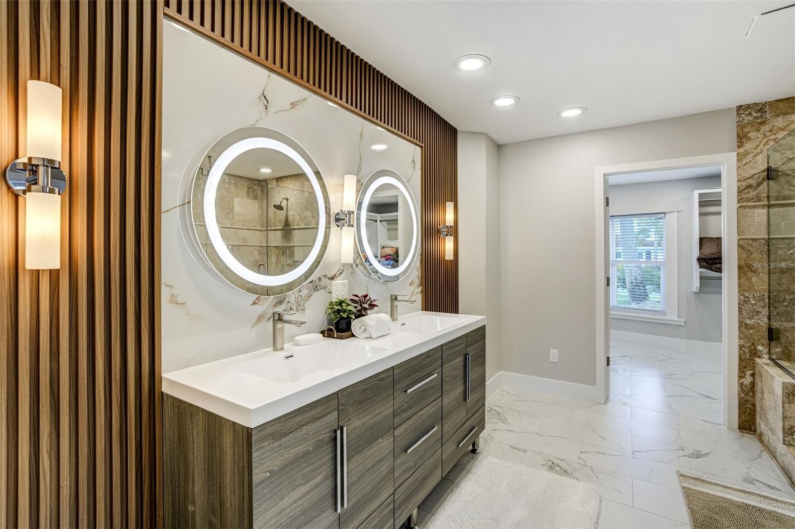 3923 DORAL DR — photo 21